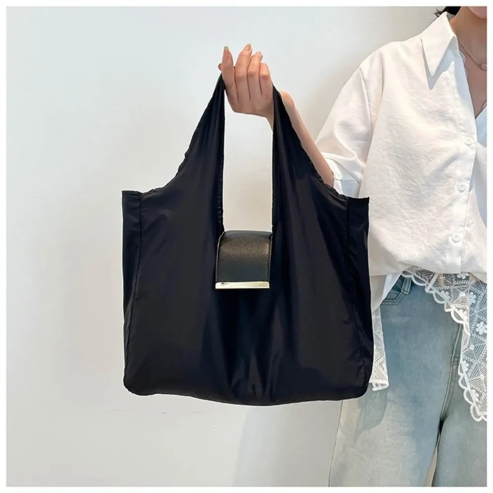 Mini Foldable Tote Bag – Keychain Reusable Shopping Bag