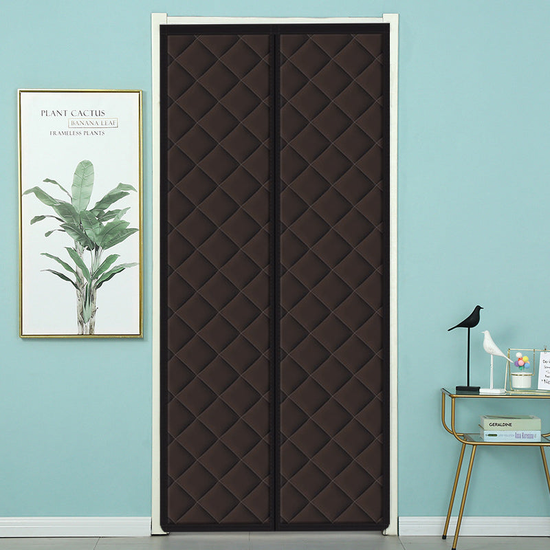 Magnetic Thermal Door Curtain – Winter Insulation & Draft Blocker